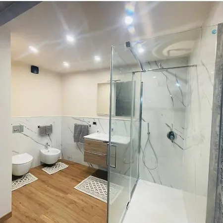 Grey In Centro Holiday home *